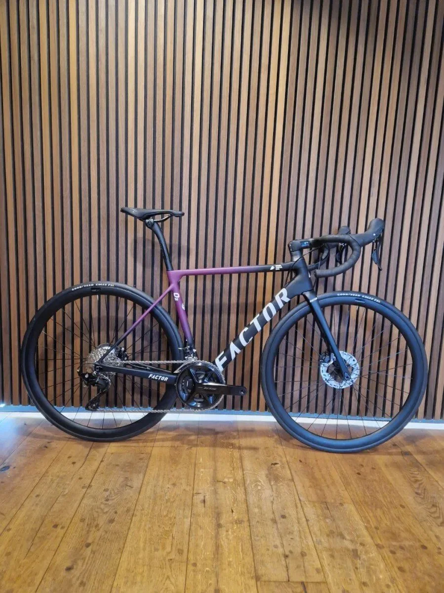 Factor O2 Midnight Pink 52cm 2024